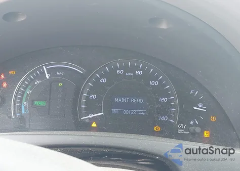 2011 Toyota Camry Hybrid z USA, uszkodzony, nr VIN 4T1BB3EK3BU143661